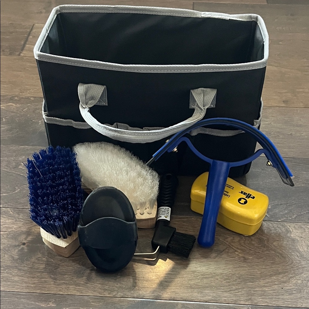 Horse Grooming Kit with Tote